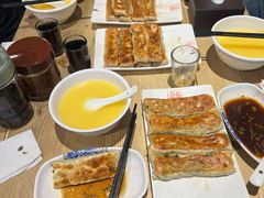 牛肉尖椒香菜-左邻右舍褡裢火烧(石榴园店)