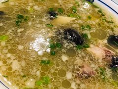 普通羊肉泡馍-老兰家传统烧烤炒菜泡馍(小南门店)