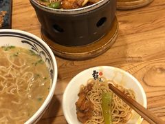 干锅牛腩面-霸道川面馆(张江店)