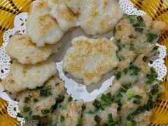 香煎墨鱼饼拼虾饼-东坊味道私房菜·地道顺德菜(大良店)