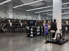 -迪卡侬(金龙湖店)