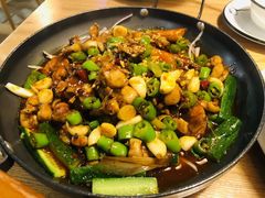 虾牛蛙诱惑-董厨煨汤馆(车站路店)