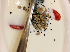 -马尔龙新疆饭店·清真(瑞景店)