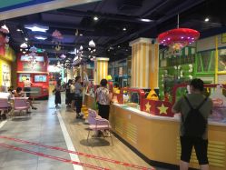 -LuckyStar幸运星家庭娱乐中心(东莞国贸店)