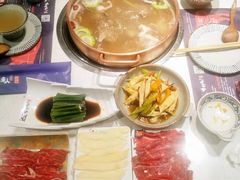-牛村来人潮汕牛肉火锅(西单店)