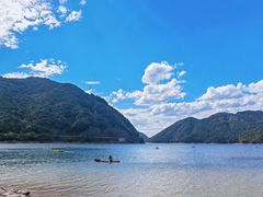 -雅鲁激流探险漂流