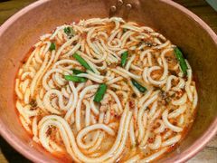 小锅米线-云海肴·汽锅鸡·云南代表菜(美罗城店)