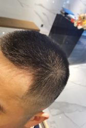-罗亚帝造型·烫发染发