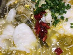 无刺酸菜鱼-好人民间小吃(镇江八佰伴店)