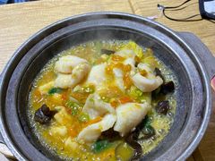 -极有家小鱼小鸡石锅煲(佳兆业店)