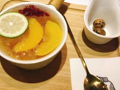 银耳桃桃-炖物24章·顺时轻养茶(杭州保利时光里店)
