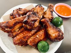 -东海岸人工湖美食村