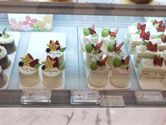 -花花卷卷·鲜食蛋糕(静安久光百货店)
