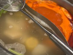 牛骨番茄鸳鸯锅-左庭右院鲜牛肉火锅(环球港店)