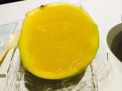 -志龙皇冠吃货椰子铺