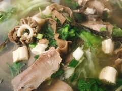 -谢老五跷脚牛肉·非遗传承店