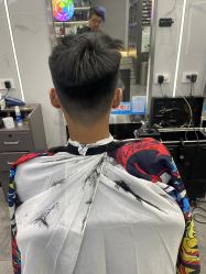 -半岛时尚造型