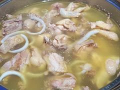 -烹然四季椰子鸡火锅(姚家园万象汇店)