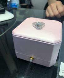 -威德钻石-克拉钻大本营(南京东路店)