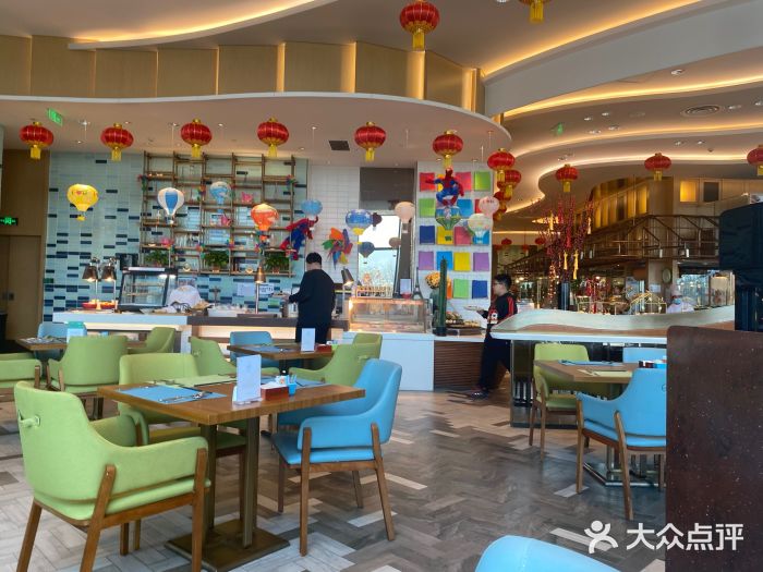 济南香格里拉·咖啡泉自助餐厅图片