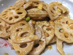-大头虾越式风味餐厅(光明广场店)