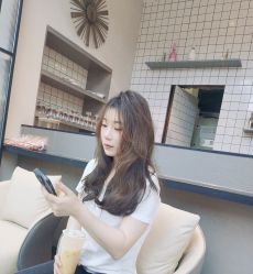 -MONE美发沙龙