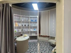 -PE SALON 
