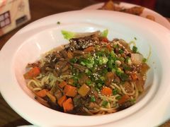 干拌酸辣鸡杂面-三生小馆(亭知路店)