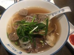 河内生牛肉米粉-美奈小馆·越南料理(中航城君尚购物中心店)