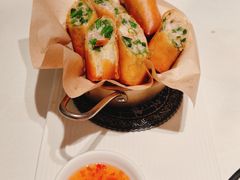 带子鲜虾韭菜春卷-银灯食府(丽丰国际中心店)
