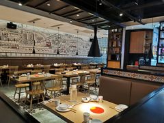 大堂-李子坝梁山鸡(北碚万达五鸡哥店)