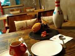 -HIGH FIVE哈福手工汉堡(桂林路店)