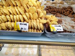 -爱德顺糕点食屋(利民道店)