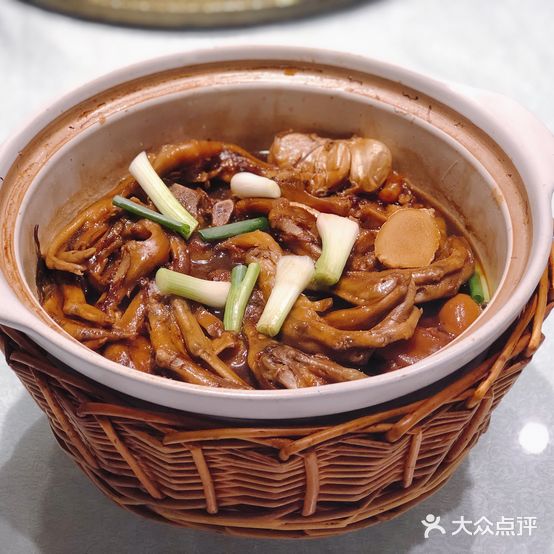 一鸣饭店(南岩店)