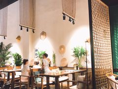 大堂-八月美食小馆(银泰城总店)