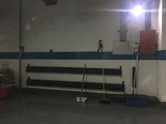 -市民健身中心-停车场