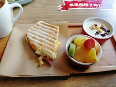 -必胜客(新中纬店)