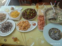 -雪湖煜辰鱼头老店(雪野湖店)