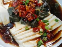 -超越炭火牛蛙火锅鸡(河东店)