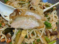 -红鼻子桂林米粉(金唐新光界店)
