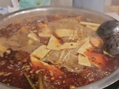 -肖肖酸萝卜鱼火锅(总店)