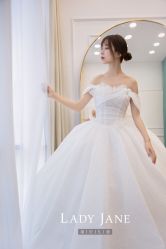-Lady  Jane高端婚纱礼服馆