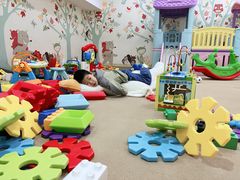 -乐悠游亲子游泳俱乐部