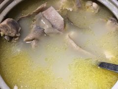猪肚鸡汤-辛香汇(飞洲店)