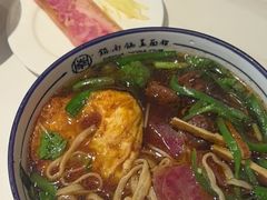 -镇南锅盖面馆(解放路店)