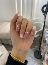 -UGIRL有个美甲