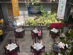 -蔼若春.传承三十年云南菜(金碧公园店)