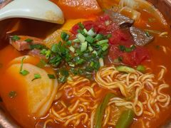 -成都你六姐·牛肉冒菜(信泰中心商场店)