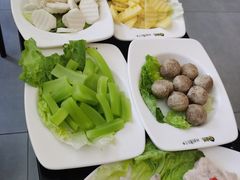 -张大师鸭爪爪特色干锅(南湖店)
