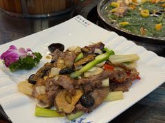 姜葱爆炒黄牛肉-阿多私房菜(顺德店)